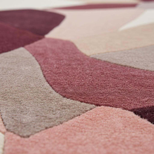 Translation missing: es.Abstract area rug in burgundy blush mauve geometric design for modern living rooms