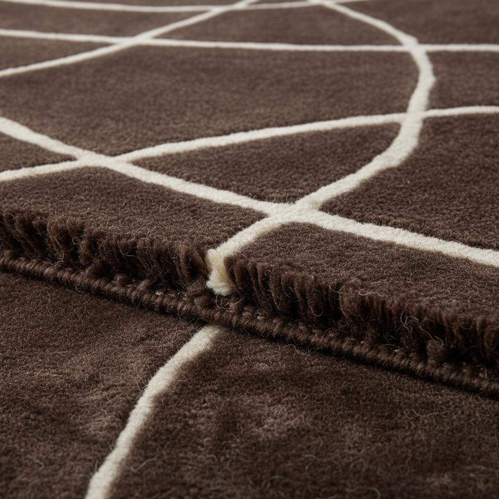Translation missing: es.Brown Modern Geometric Area Rug – Chocolate &amp; Cream Abstract Line Carpet for Living Room, Bedroom, Neutral Home Decor, Soft Minimalist Rug