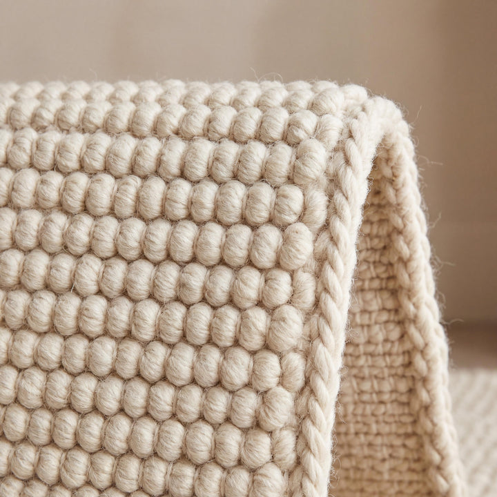 Translation missing: es.Cream chunky loop textured rug with thick handwoven cozy minimalist design