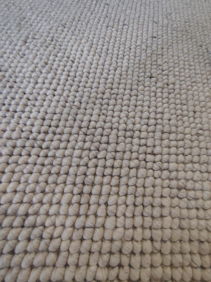 Translation missing: es.Chunky Looped Ivory Rug – Thick Textured Neutral Minimalist Floor Accent