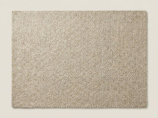 Translation missing: es.Macro shot of woven rug fibers showing soft, matte texture