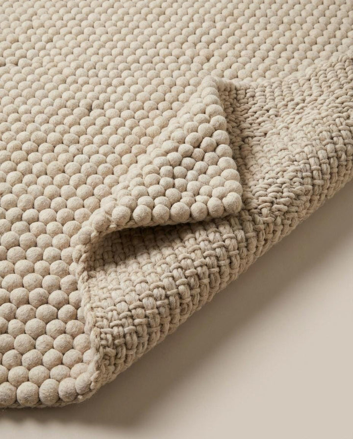 Translation missing: es.Chunky Wool Pom Pom Rug, Handmade Wool Ball Carpet, Cozy Neutral Boho Nursery Rug, Soft Textured Area Rug
