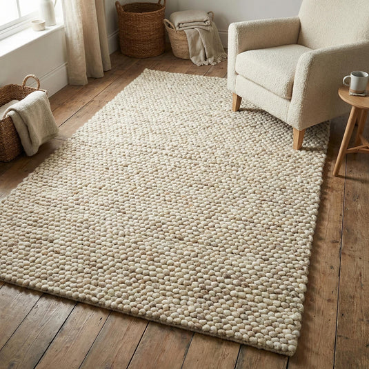 Translation missing: es.Handwoven chunky wool rug with neutral tones for Scandinavian and modern farmhouse decor