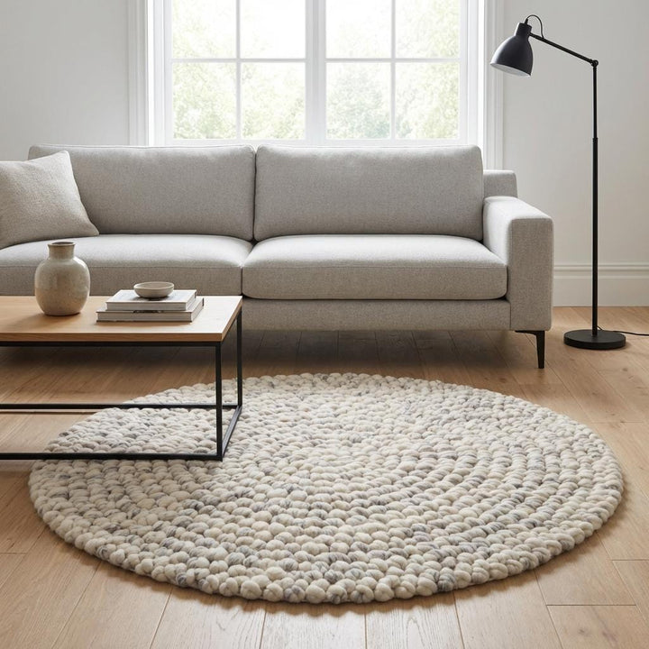 Translation missing: es.Cozy chunky wool round rug with natural wool texture, minimalist Scandinavian rug for nursery, bedroom, or living room