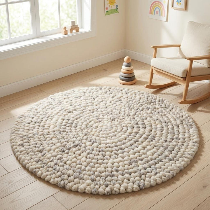 Translation missing: es.Soft chunky wool pebble rug in cream and light gray tones, handmade textured wool rug for modern living room decor