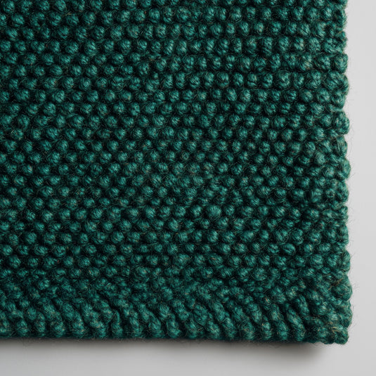 Translation missing: es.Dark green chunky wool rug with pebble texture, handmade thick wool area carpet for cozy modern boho living room decor