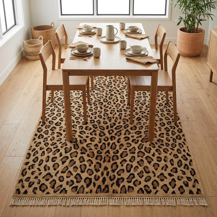 Translation missing: es.Hand Knotted Leopard Print Wool Area Rug for Living Room Decor