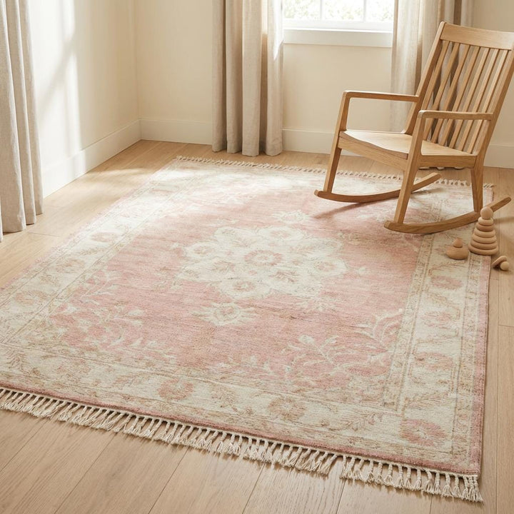 Translation missing: es.Hand knotted Oushak rug blush pink wool with floral medallion and ivory border