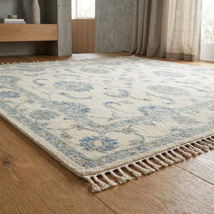 Translation missing: es.Hand Knotted Oushak Wool Area Rug, Ivory Blue Floral Living Room