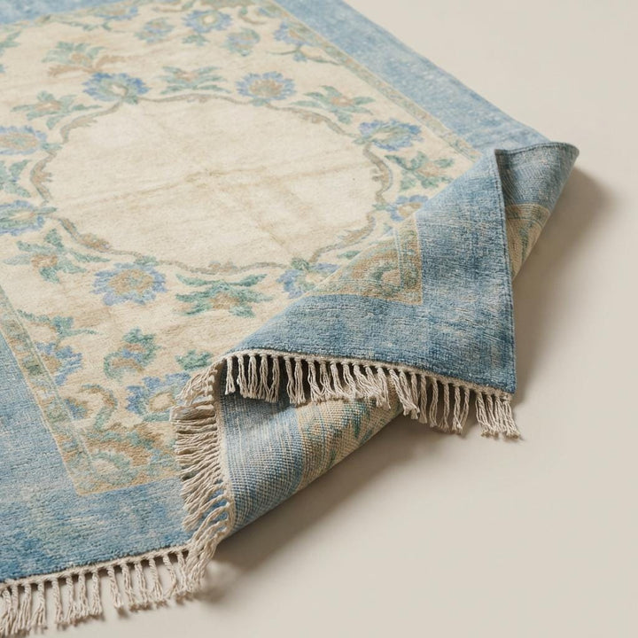 Translation missing: es.Hand Knotted Oushak Wool Rug – Light Blue Floral Medallion Area Rug, Ivory Turkish Style Living Room Carpet