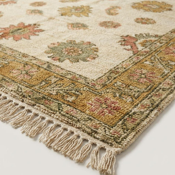 Translation missing: en.Hand Knotted Oushak Wool Rug, Vintage Style Floral Area Rug in Ivory Gold, Traditional Living Room Carpet