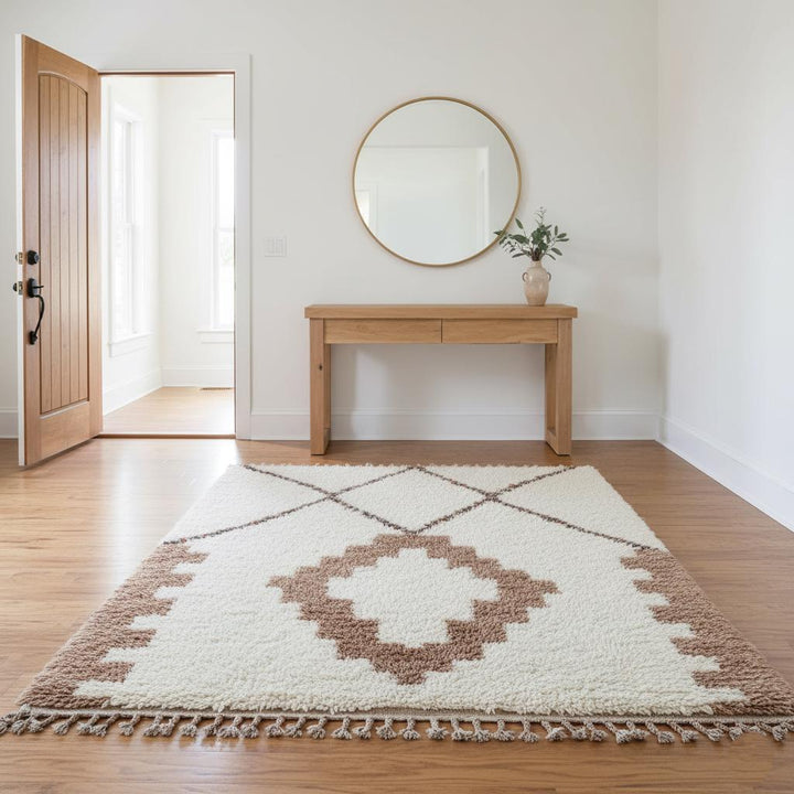 Translation missing: es.Living room floor carpet hand-tufted wool in ivory background with beige Moroccan motif