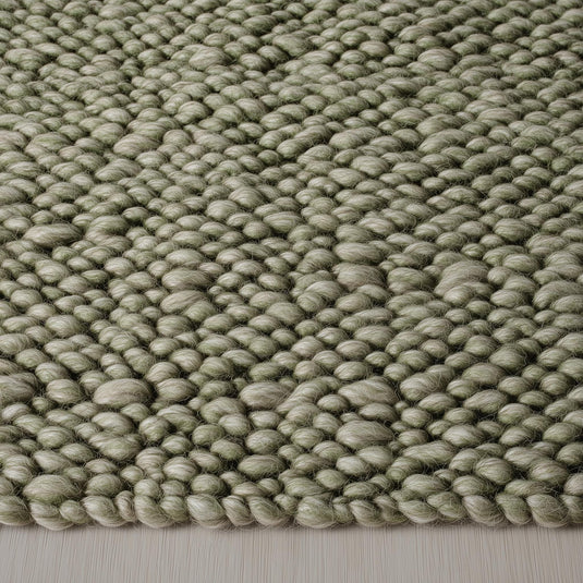 Translation missing: es.Hand-crafted wool loop-pile rug in sage olive and natural cream with chunky texture for living room decor