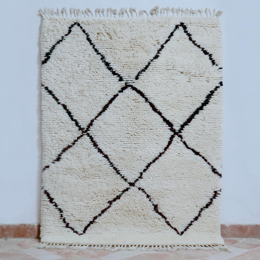 Translation missing: es.Handcrafted Beni Ourain style wool rug with ivory shag, dark diamond Berber design, perfect for boho and Scandinavian interiors