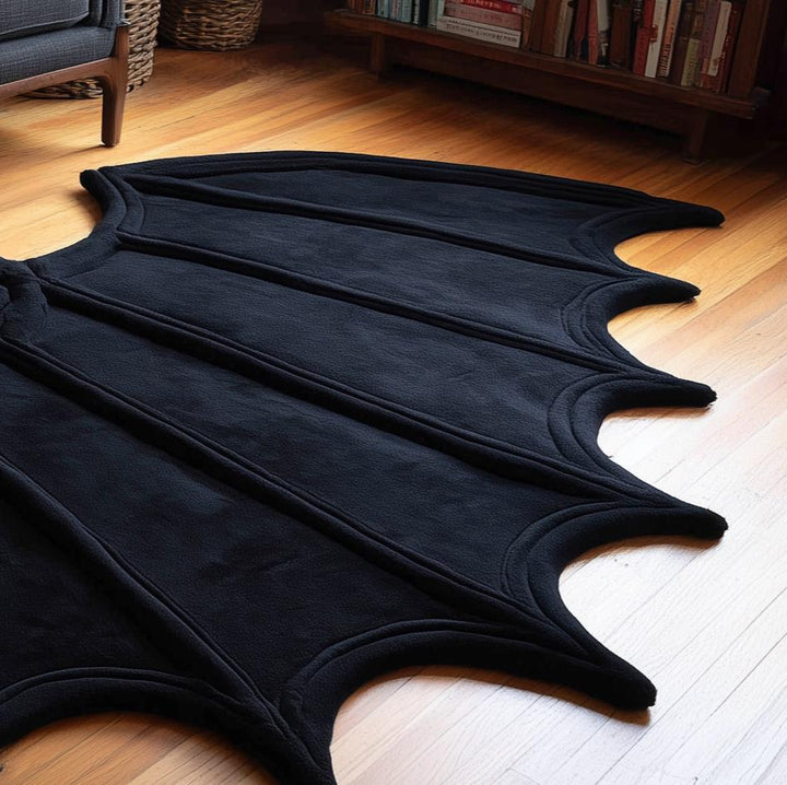 Translation missing: es.Handmade Tufted Wool Bat Rug: Gothic Halloween Decor 6x9