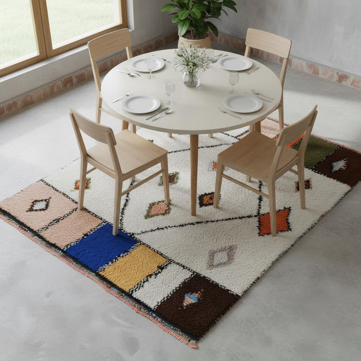 Translation missing: es.Gift-ready heritage style Moroccan Berber wool carpet, creamy base with colourful accent blocks – perfect for global décor and housewarmings