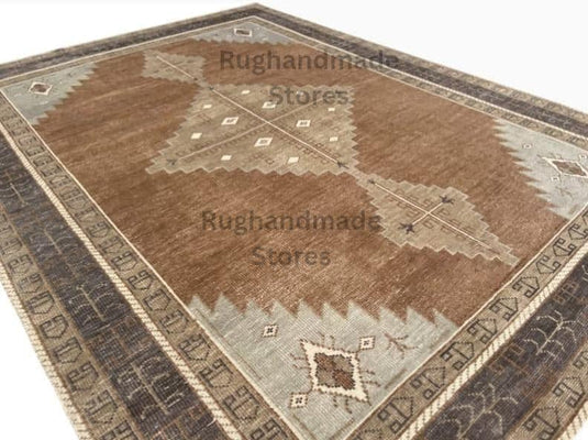 Translation missing: es.Handmade Oushak wool rug with vintage Turkish knot design in brown and beige, 8x10 area rug
