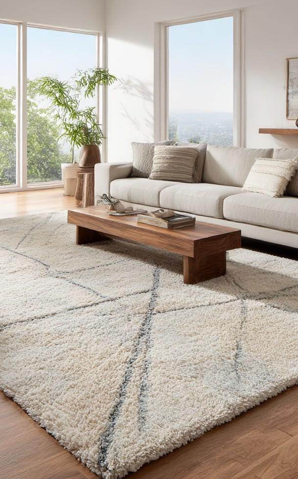 Translation missing: en.Handmade Wool Tufted Area Rug: Ivory Plush Geometric Design