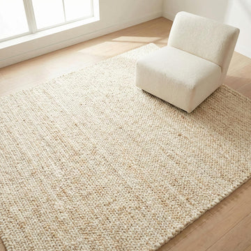 Translation missing: fr.Handwoven chunky wool rug in cream with thick texture for Scandinavian and modern interiors