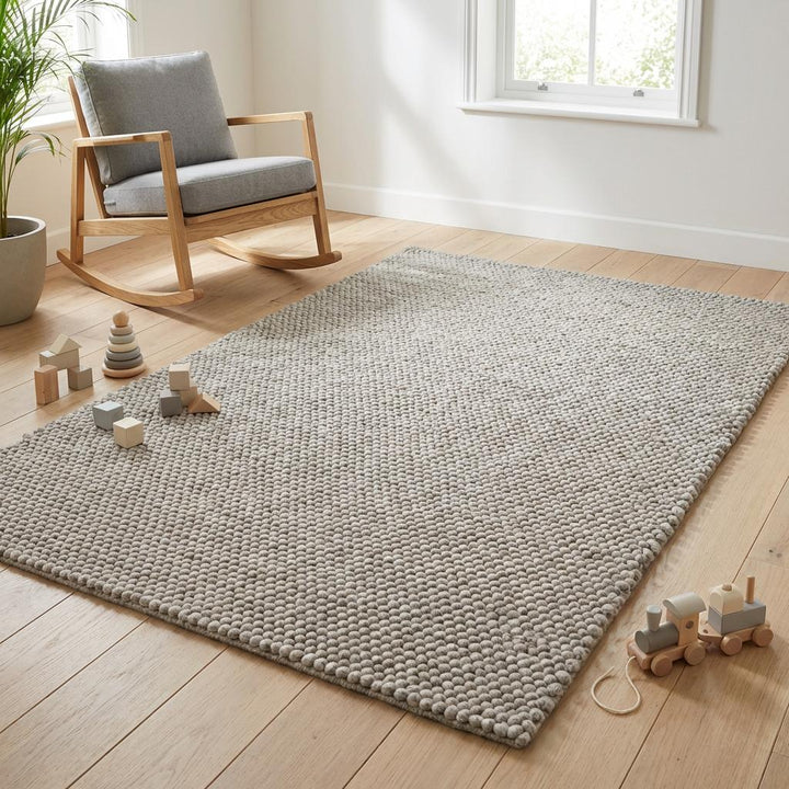 Translation missing: es.Thick chunky wool rug detail showcasing handmade craftsmanship and soft texture for modern farmhouse homes