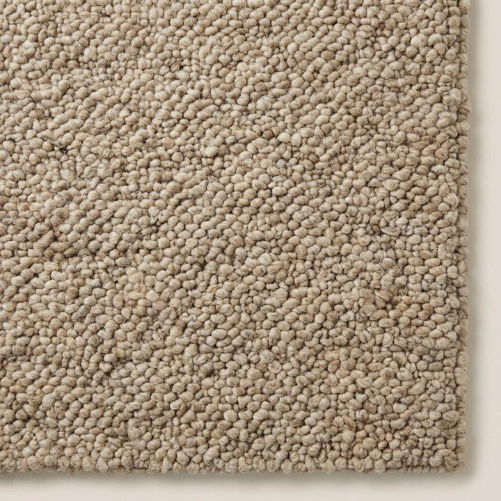 Translation missing: es.Close-up of chunky loop wool rug showing thick woven texture, minimalist neutral rug for living room or bedroom