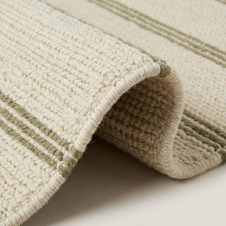 Translation missing: es.Handwoven Wool Area Rug | Chunky Knit, Green Stripe &amp; Tassels
