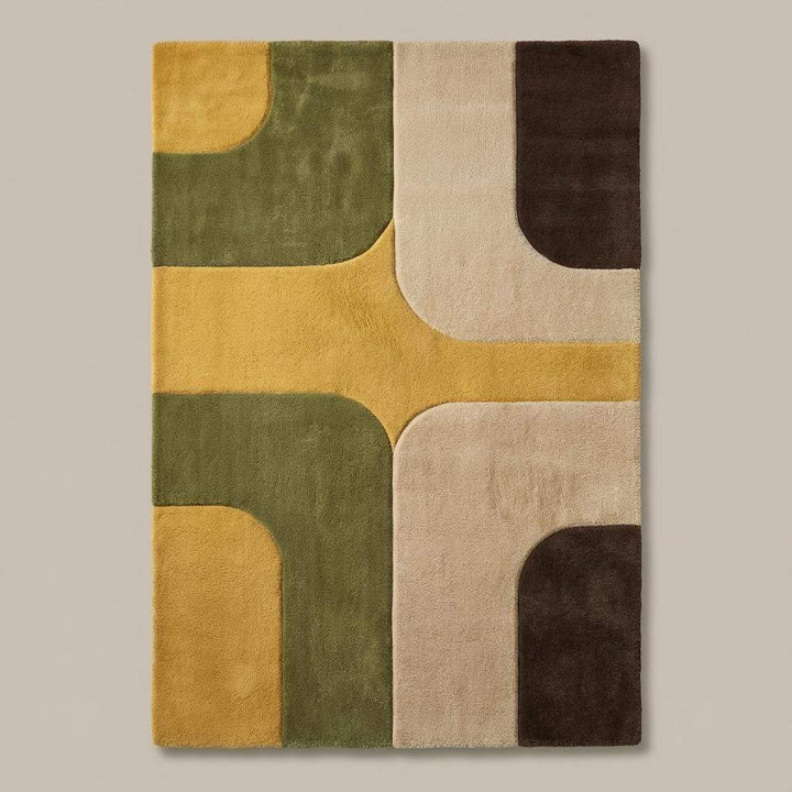 Translation missing: es.Abstract geometric rug featuring rounded color block shapes and clean transitions inspired by mid century modern design