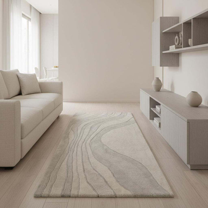 Translation missing: es.Tufted runner rug with even pile height, smooth finishing, and refined minimalist craftsmanship