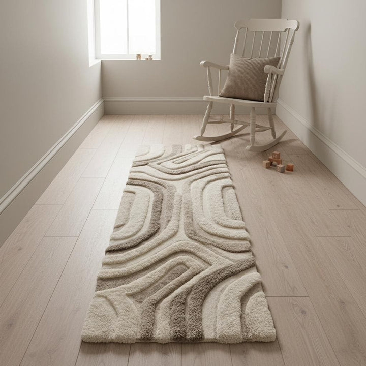 Translation missing: es.Hand tufted modern runner rug highlighting artisan craftsmanship, plush pile height, and soft sculptural surface