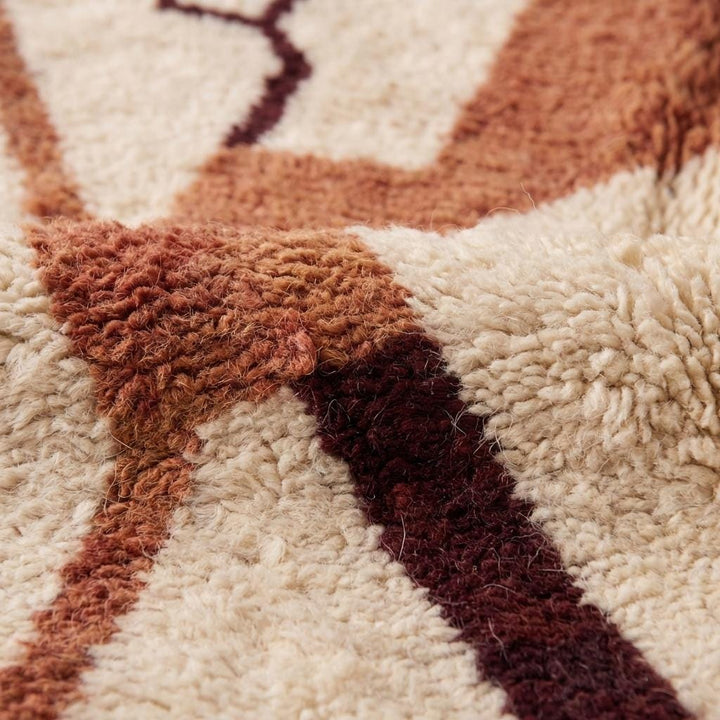 Translation missing: es.Moroccan Abstract Rug Ivory Plush Pile with Rust Terracotta Tribal Lines Boho Decor