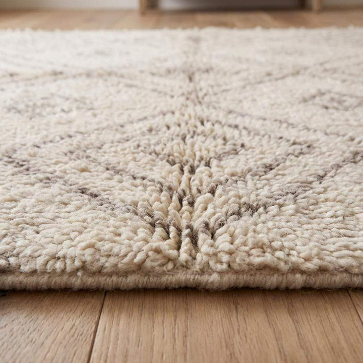 Translation missing: es.Moroccan Diamond Rug – Ivory Geometric Berber Style Rug, Neutral Boho Textured New Zealand Wool Area Rug