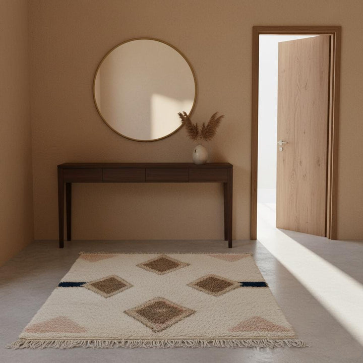 Translation missing: es.Premium wool area rug, modern Moroccan diamond design, cream background, taupe diamonds, navy stripe – perfect for boho or minimalist interiors