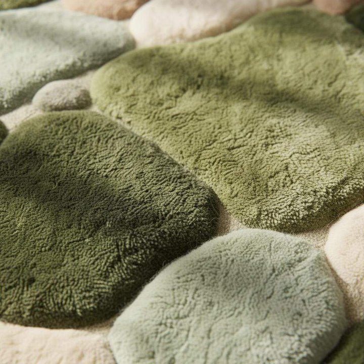 Translation missing: es.Moss Green Pebble Rug, Hand Tufted Wool Organic Shape Area Rug, Modern Nature Inspired High Pile Carpet for Living Room Bedroom Decor