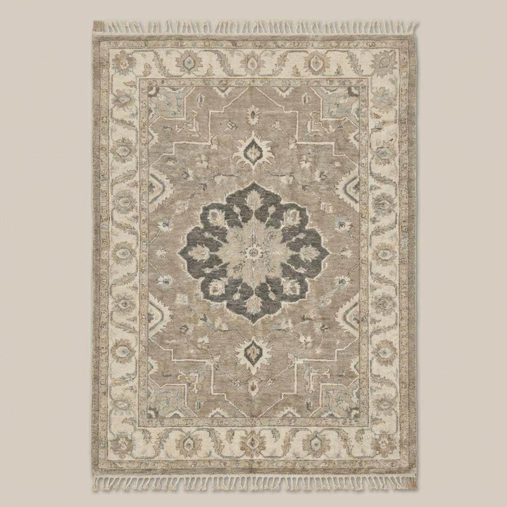 Translation missing: es.Neutral beige and gray wool area rug with soft vintage inspired Oushak pattern