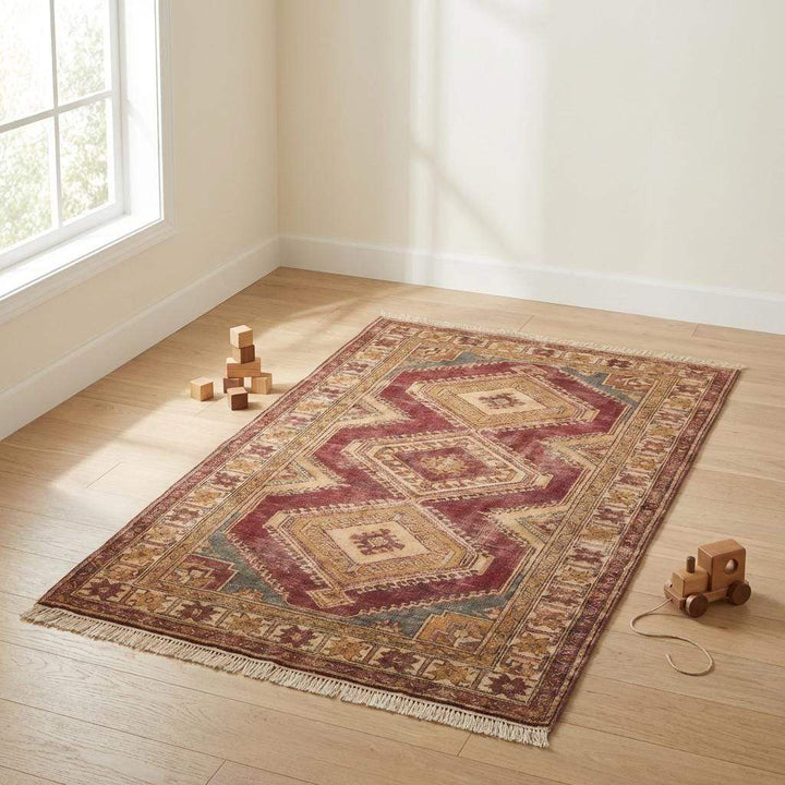 Translation missing: es.Oushak Style Hand Knotted Wool Area Rug with Geometric Medallions