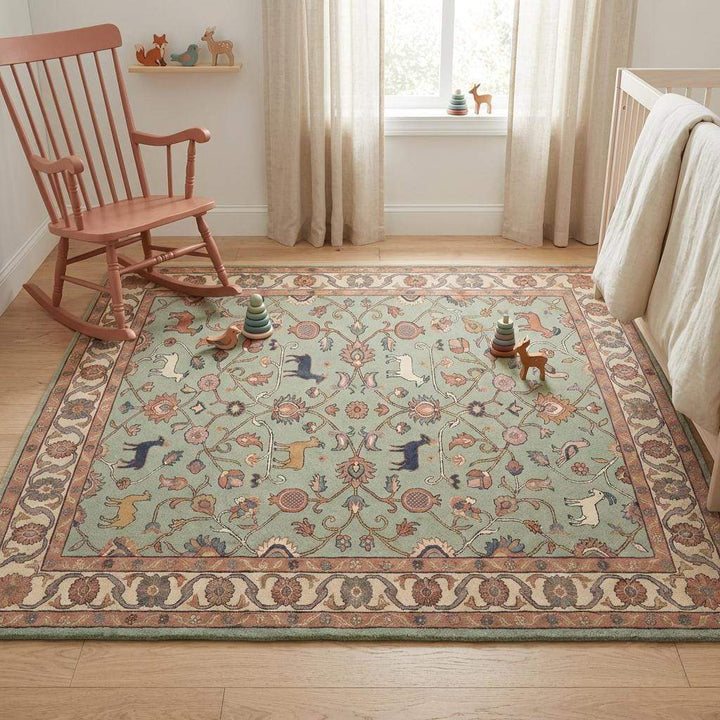 Translation missing: es.Artisan hand knotting process visible in detailed woven wool pile, traditional loom made rug craftsmanship