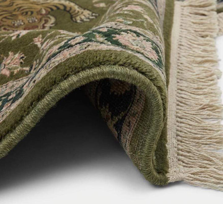 Translation missing: en.Persian Tiger Floral Hand Knotted Wool Area Rug