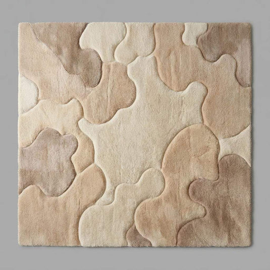 Translation missing: es.Organic shape neutral rug with soft high pile texture styled in Japandi minimalist home decor